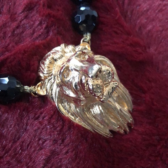 ENGLAND Designer BILL SKINNER  3D LION HEAD & Faceted French Jet Necklace - Picture 2 of 5